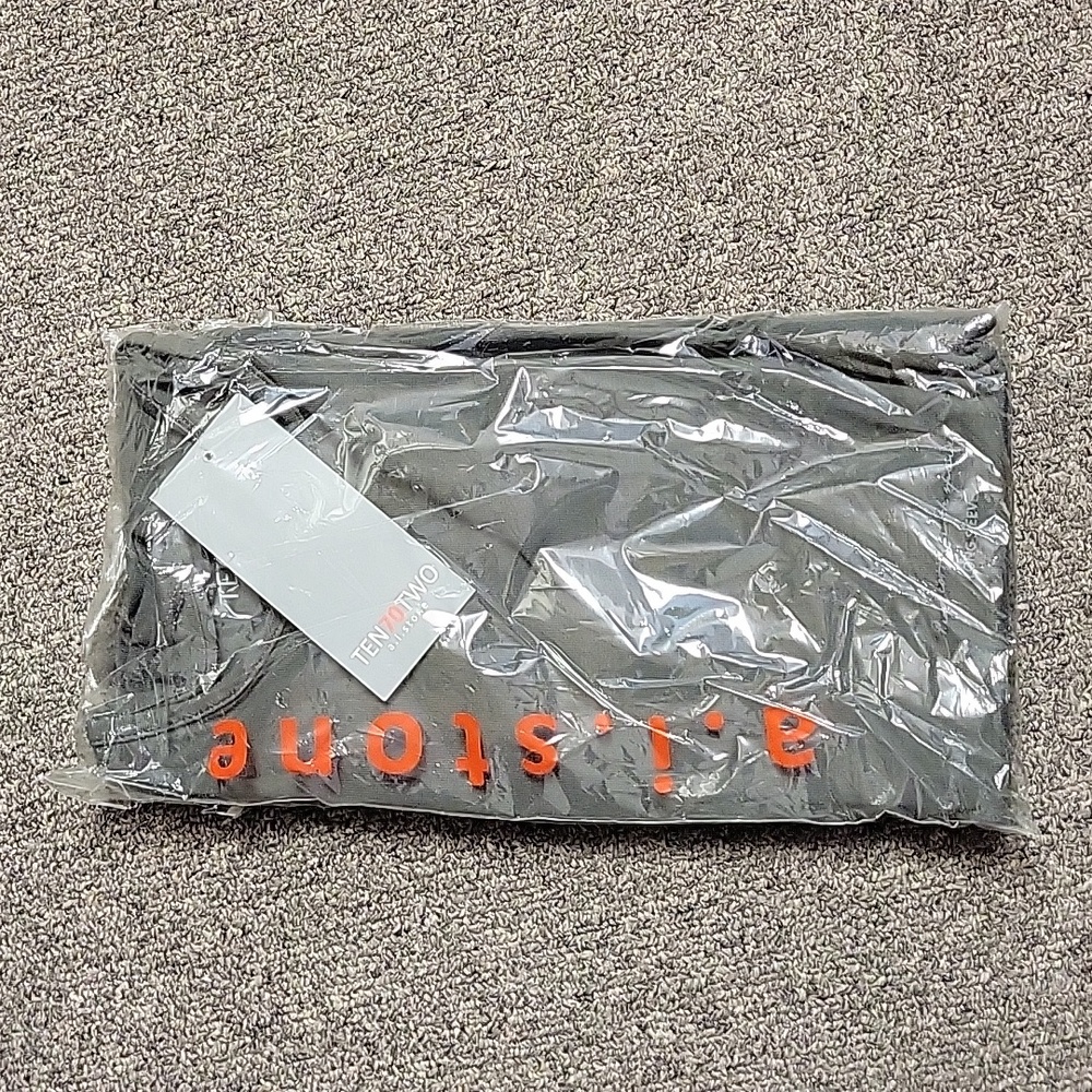 Ten70two-ai stone, gray, s,shell